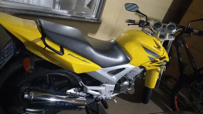 Vende-se twister 2007 impecável por 10500