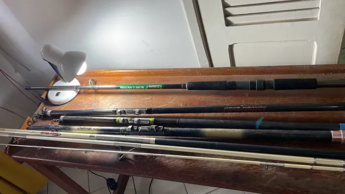 Equipamentos de pesca - 40 varas 