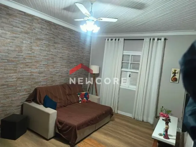 Casa em Rua Dona Leonor Mendes de Barros - Vila São Jorge - São Vicente/SP