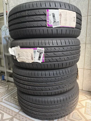 Jogo pneus Nexen Nfera SU4 225/45 R19 96w