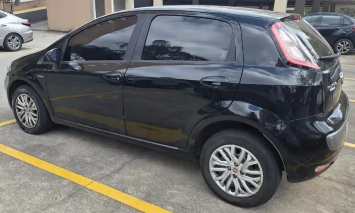 Fiat Punto Essence Dualogic 1.6 Flex 16V 5P 2013
