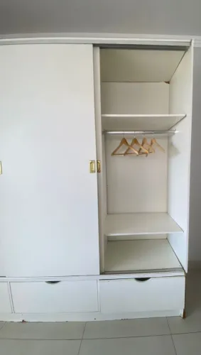 GUARDA ROUPA DE CASAL