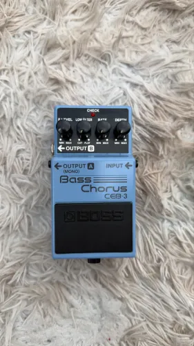 Boss Bass Chorus CEB-3 - Chorus para Contrabaixo