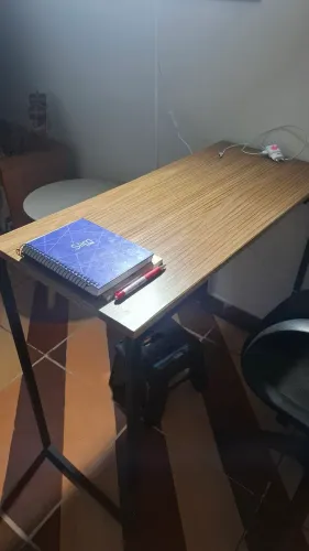 Mesa escrivaninha