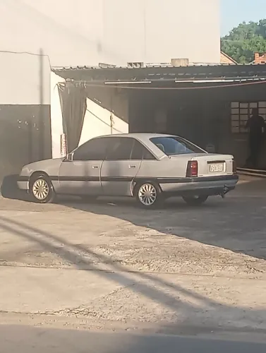 Chevrolet Omega GLS 2.2 / 2.0 1993