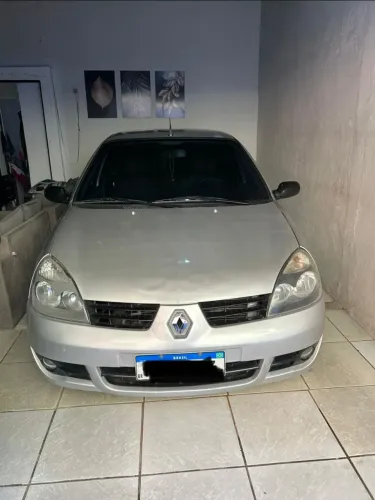 Renault Clio Hi-flex 1.0 16V 5P 2011