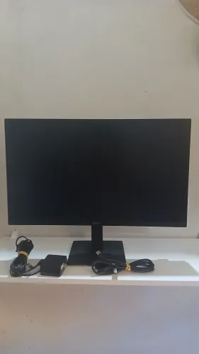 Monitor Gamer Samsung Essential S3 24" Full HD 100Hz - Na Caixa (Estado de Novo)