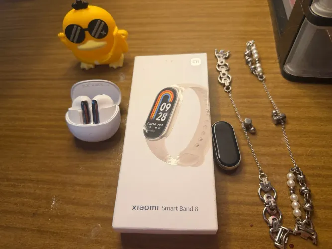 Smartwatch Miband 8 + Fone QCY HT10