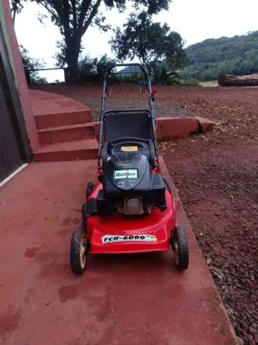 Máquina de cortar grama Garthen 6,0 hp