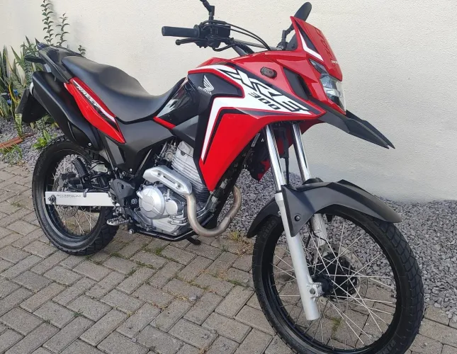 Xre rally 300