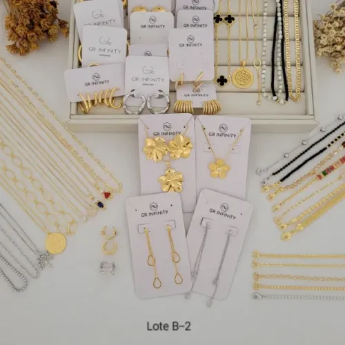 Lote de Semijoias Banhado a Ouro 18K / Ródio Branco - Kit com 52 Peças