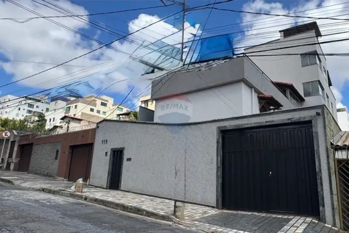 Cobertura 3 quartos a venda, bairro Heliopolis- Belo Horizonte-MG.