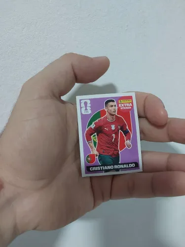 Original Cromo Panini figurinha Cristiano Ronaldo Legend regular roxa. Copa 2026