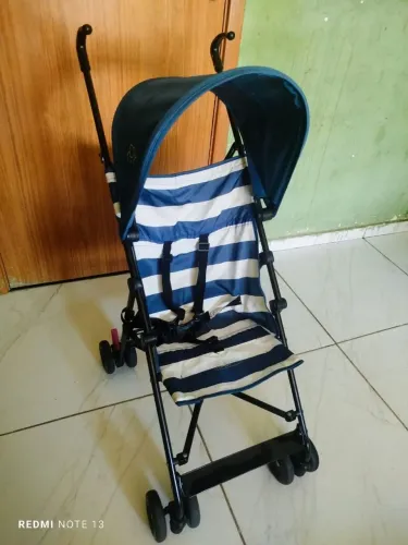Carrinho de passeio multkids
