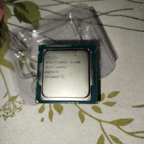 Vendo Intel Core I3 4160.