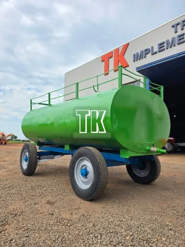 cod. 1555 CARRETA TANQUE DIESEL 5.000 L QUEBRA ONDAS - Tk Tratores Nova Andradina-MS