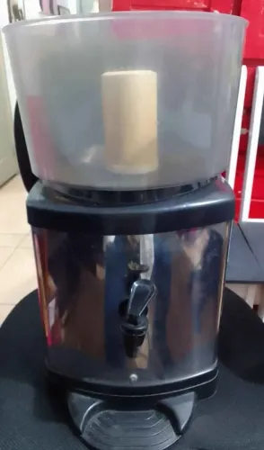 Bebedouro de mesa