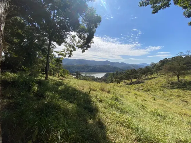Chácara em Nazaré Paulista 20.000 m² | Pé na Represa! *Vende-se Terreno de 20.000mt²