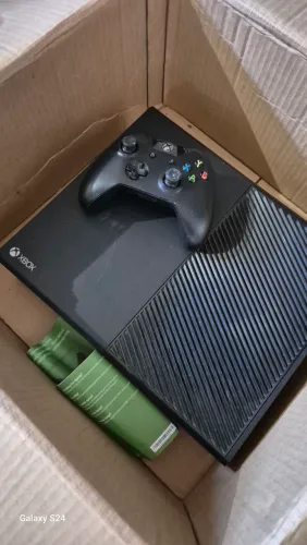 Xbox ONE - SEM A FONTE