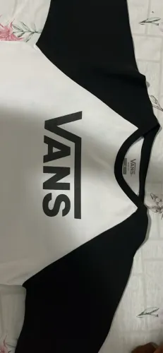Camiseta Vans Original Raglan Manga Curta Slim Fit