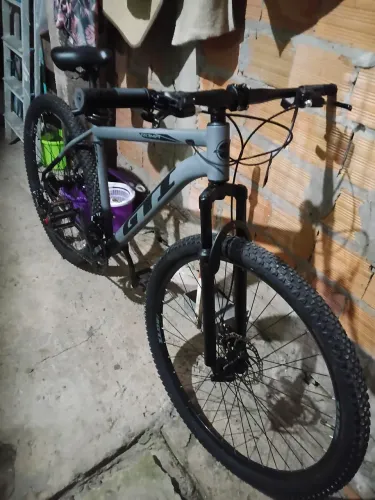Bicicleta aro 29 Nova
