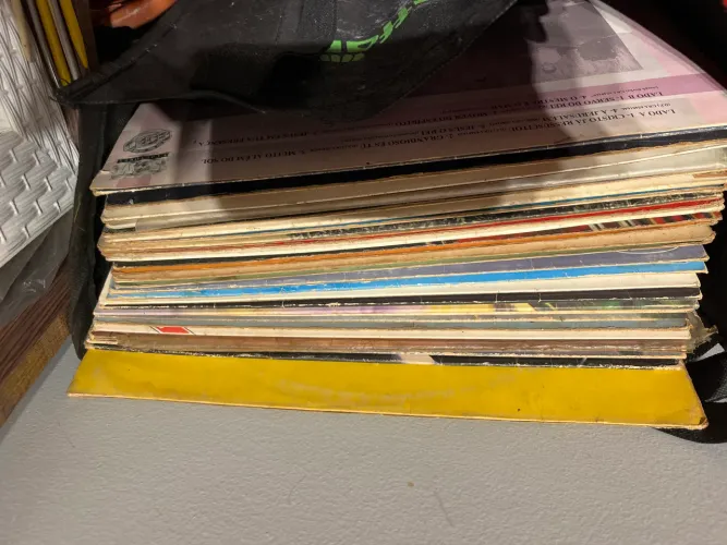 LPs, discos de vinil  seculares e evangelicos