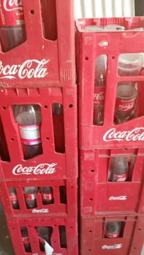 Vendo garrafas retornável vidro e plástico 