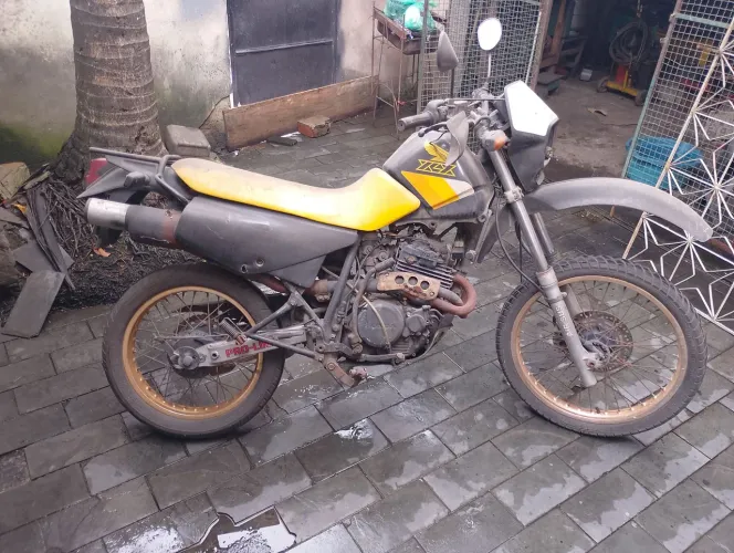 Xlx 350 parada