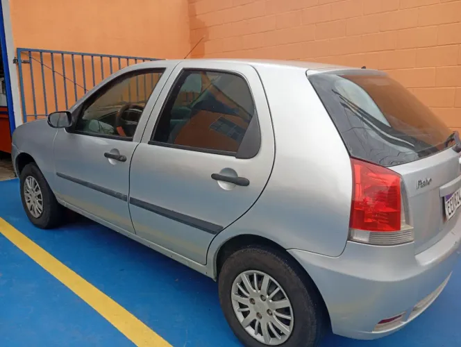 Fiat Palio 1.0 Economy Fire Flex 8V 4P 2010