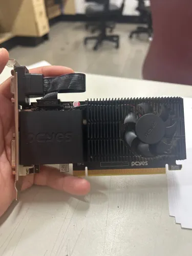 Placa de vídeo PCYes Radeon R5 230