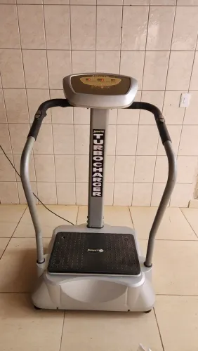 Plataforma Vibratória EnergyM Turbo Charger Polishop - Ótimo Estado