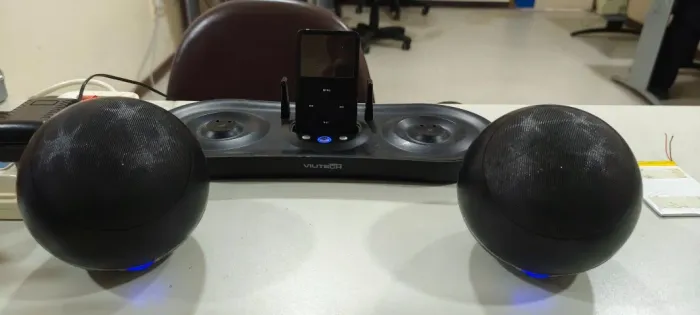 Caixinha de som para ipod Leia a descrição