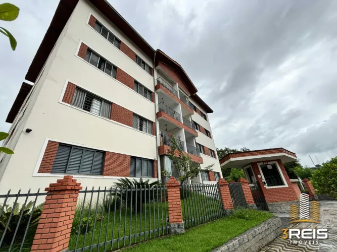 AMPLO APARTAMENTO NO CENTRO EM SOCORRO/SP