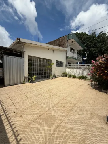 Casa comercial/residencial a venda com 2 quartos, 3 vagas rotativas no Centro - Joao Pesso
