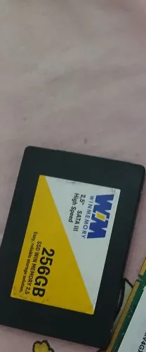 SSD data 256GB com windows 10 