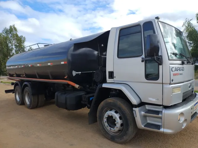 Ford Cargo 2428e, 2010