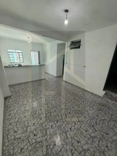 Casa para Locação em Itaquaquecetuba, Vila Monte Belo, 2 dormitórios, 1 banheiro