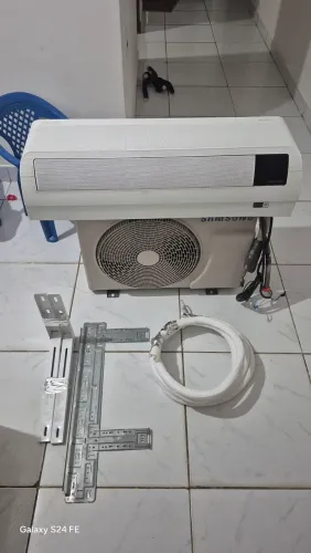 Ar-condicionado Samsung wind free 12000 btu