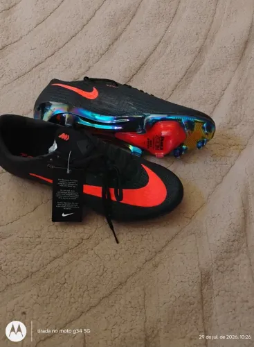 Chuteira Nike