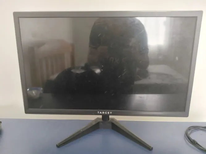 Monitor target 75hz, mouse logitech g403 hero, teclado hyperx mars rgb 100%