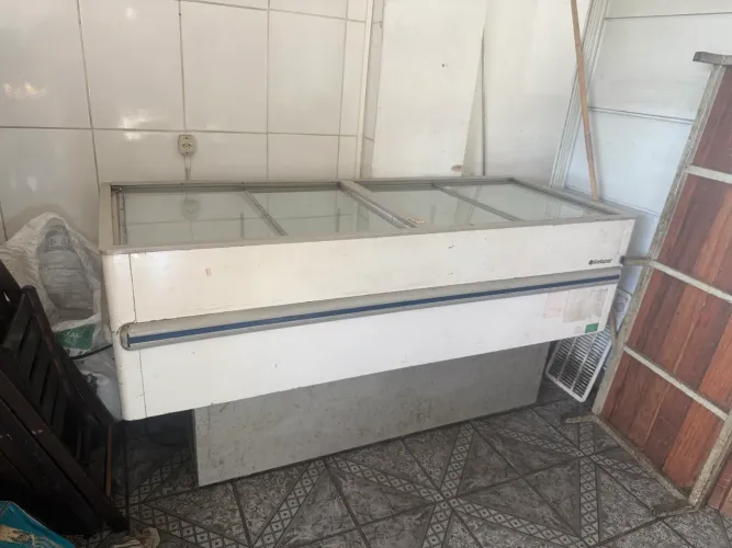 Freezer Ilha Gelopar 4 Tampas 