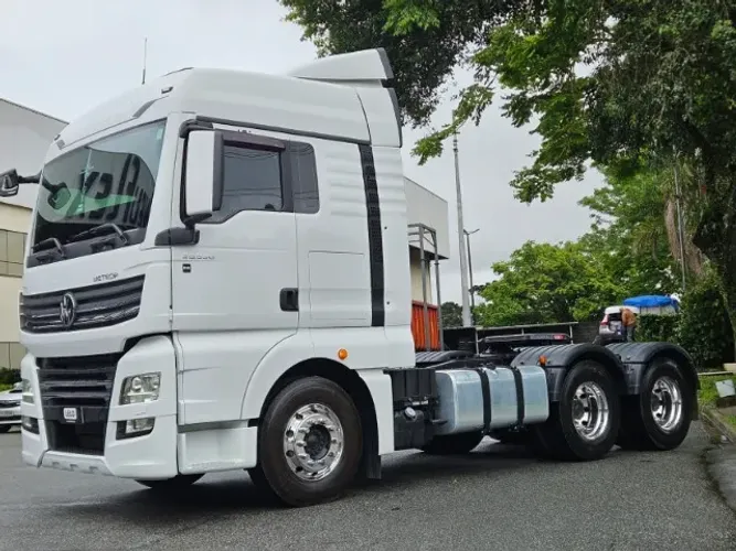 Volkswagen Meteor 29.530 6x4 Bug Leve Mola Ano 2025 Teto Alto Automático Baixo km