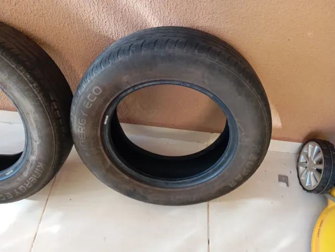 Pneu 185/65 R14