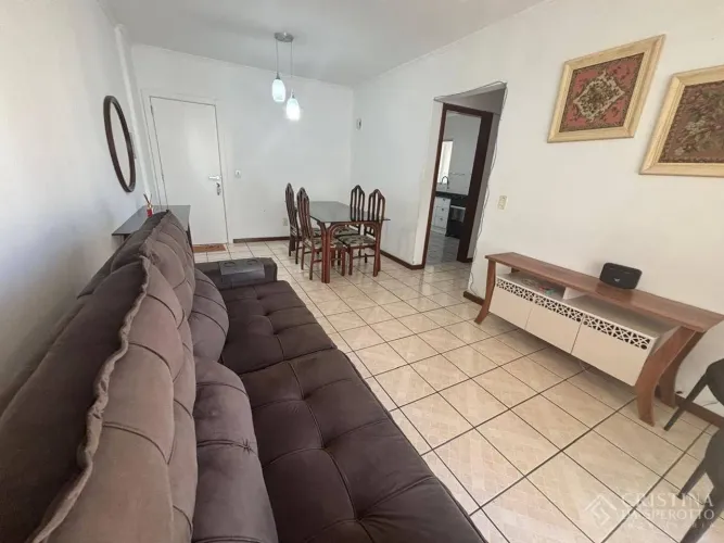 MARIA PIA - LOCAÇÃO ANUAL APARTAMENTO 3 DORMITÓRIOS SENDO 1 SUÍTE E 1 VAGA PRIVATIVA NO CE