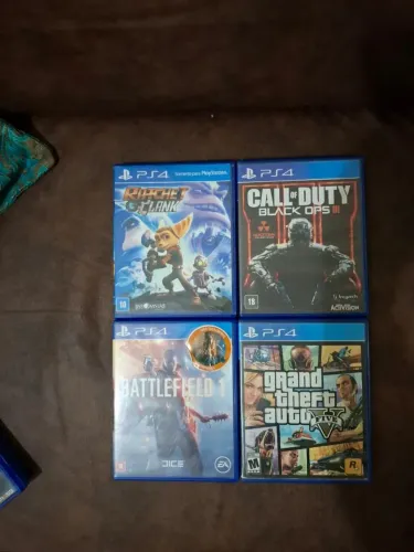4 Jogos de PS4 EM PERFEITO ESTADO (Troco por controle de ps4 original)