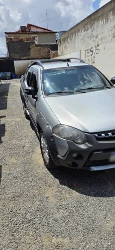 Fiat Strada Adventure1.8/ 1.8 Locker Flex CD 2015