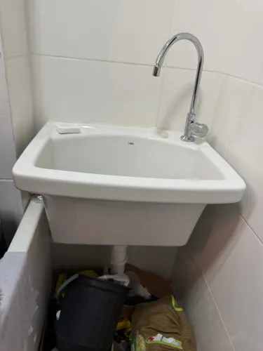 Tanque de louça para lavar roupa