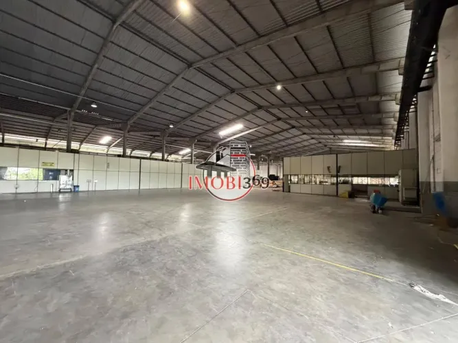 ALUGO GALPÃO DE 10.000 m² por R$ 45,00 o m²/mês - Tarumã- Manaus/AM