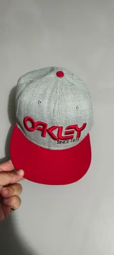 Boné New era Oakley