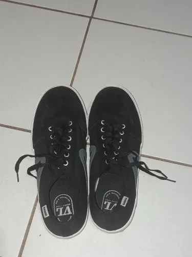 Tênis preto rainha TAM 41 usado uma vez